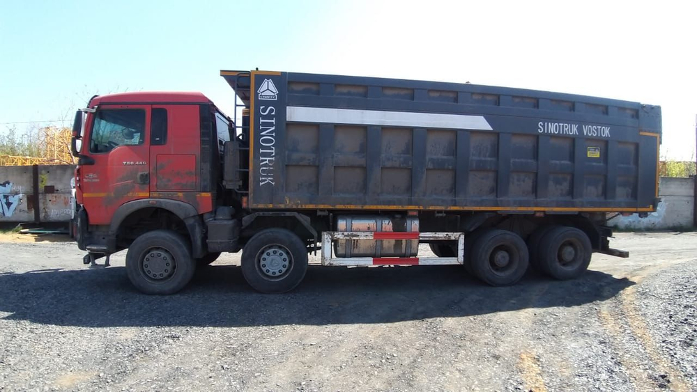Howo T5G 8x4 Самосвал ZZ3317V386GE1 (Дизельный, 10,5 л, 440 л.с., МТ)