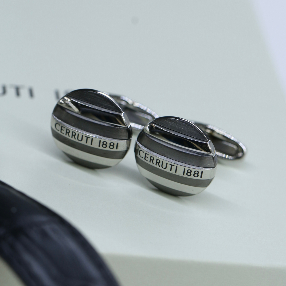 Подарочный комплект CERRUTI 1881: мужские часы и запонки