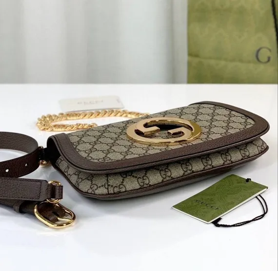 Сумка на плечо Gucci Blondie бежевый