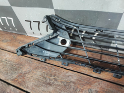 Решетка переднего бампера Voyah Free 21-нв Б/У Оригинал H97A2803008AA