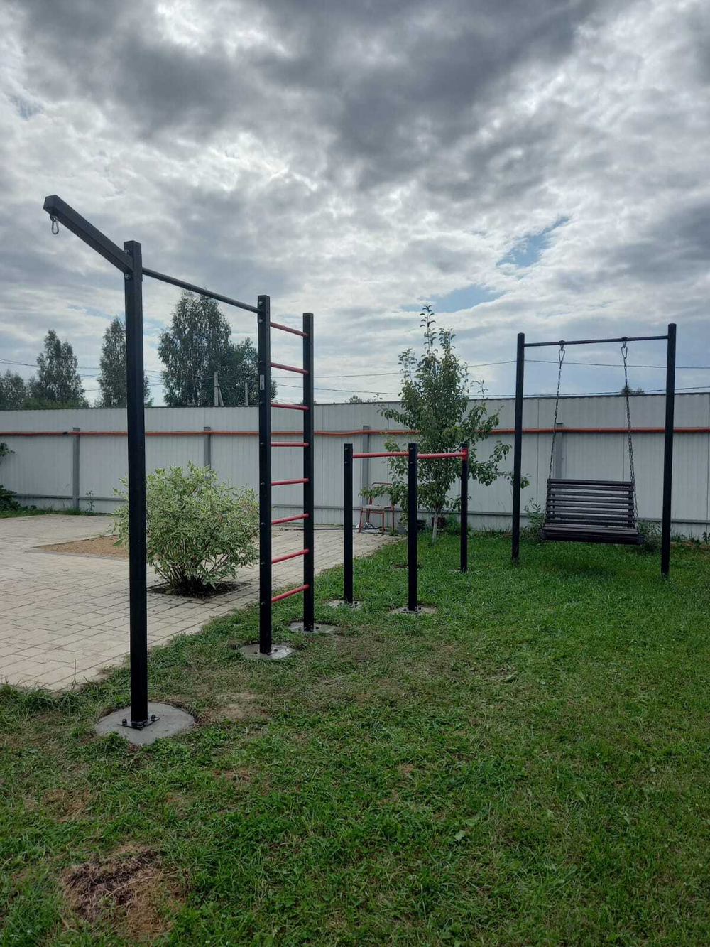 Монтаж уличных брусьев Sv Sport (УБ-3)