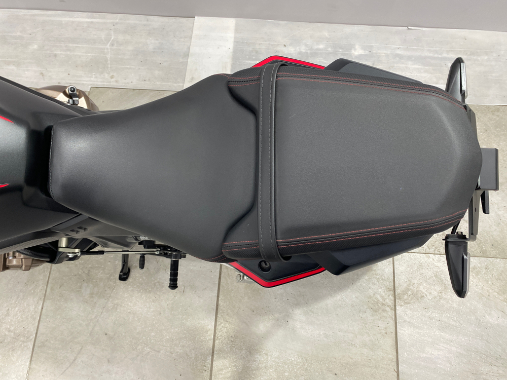 Honda CBR650R 050175