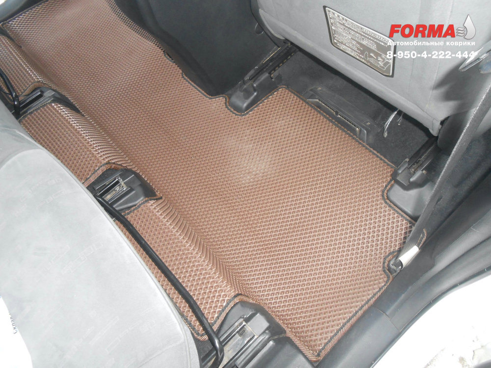 Toyota Mark X Zio 1 поколение NA10 (09.2007 - 11.2013) 2WD, комплектация с диваном, минивэн