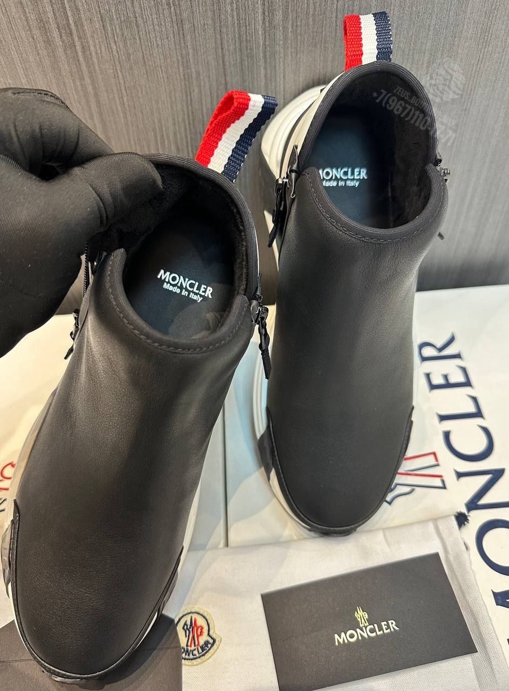 Кроссовки Moncler