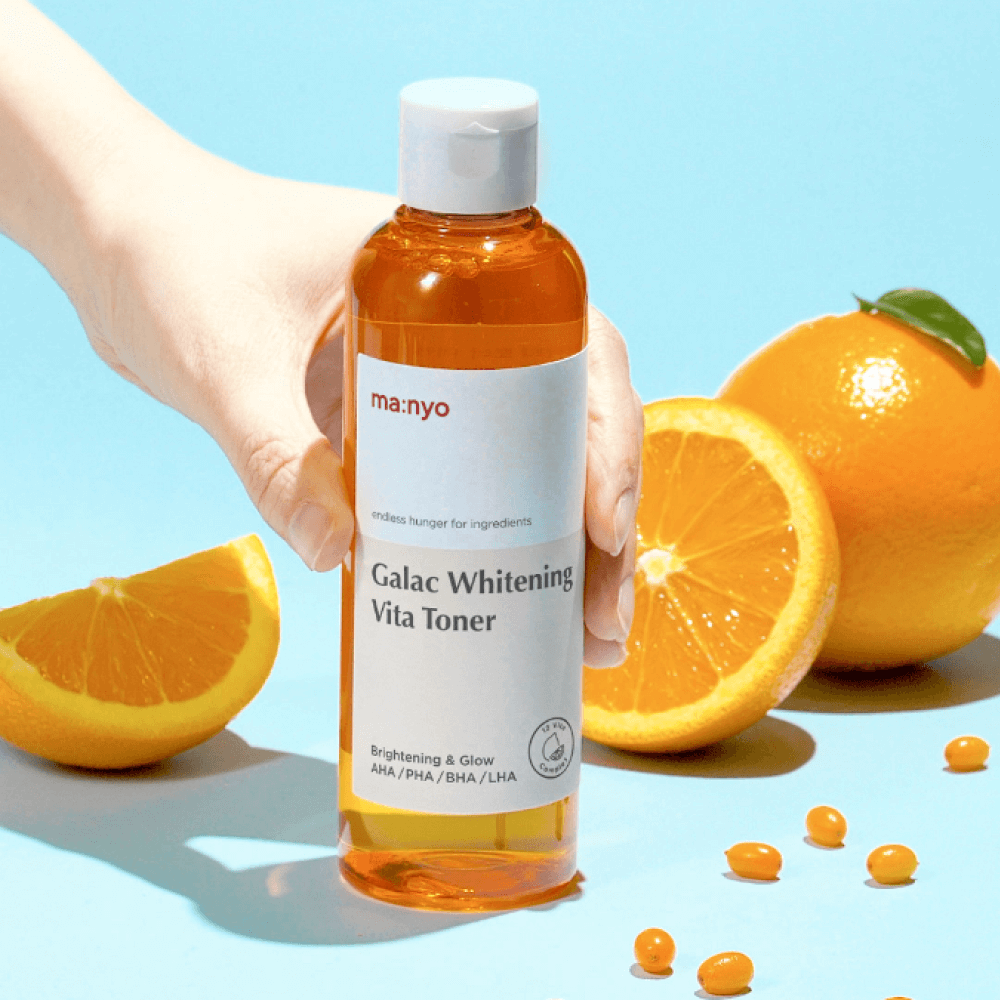 Manyo Galac Whitening Vita Toner Мультивитаминный тоник для тусклой кожи