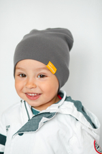 Детская шапка хлопковая гладкая серо-бежевая