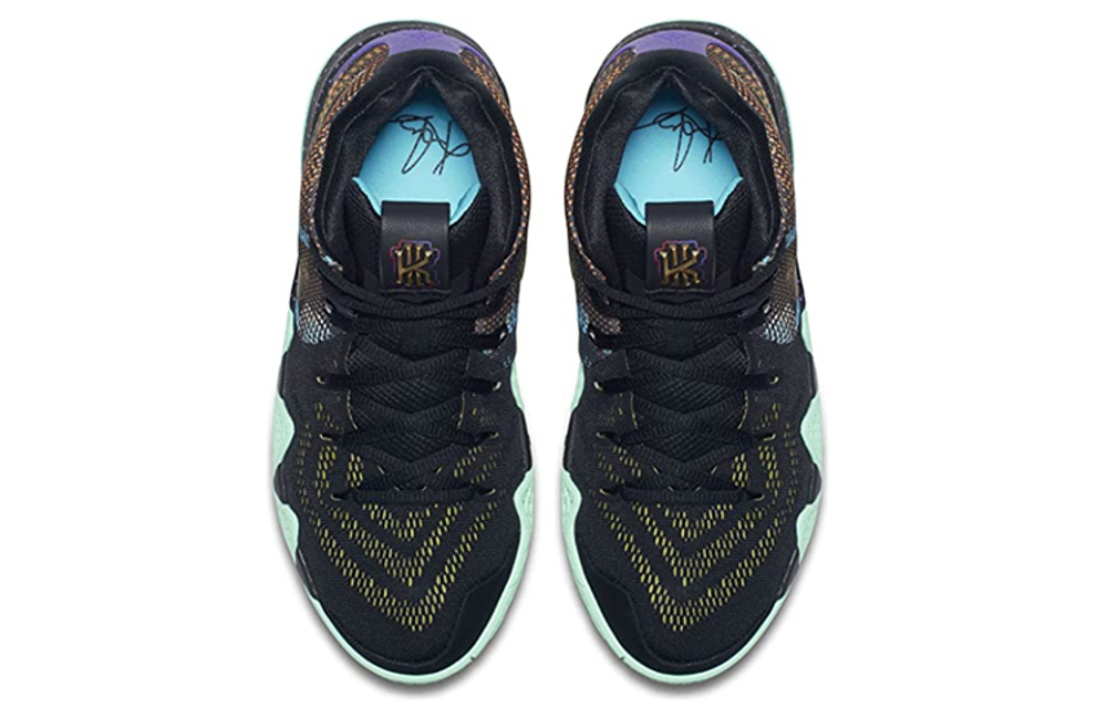 Кроссовки Nike Kyrie 4 Mamba Mentality GS (Подростковая размерная сетка)