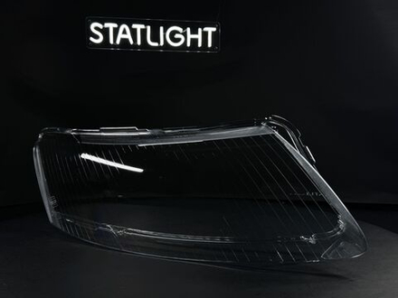 Правое стекло фары AUDI A6 С6 2004-2011
