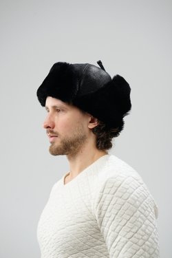 Меховая шапка