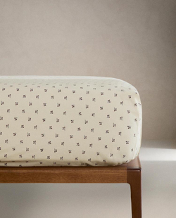 ZARA HOME ДЕТСКАЯ ПРОСТЫНЯ НА РЕЗИНКЕ С ОБОРКАМИ И ПРИНТОМ, ЭКРЮ