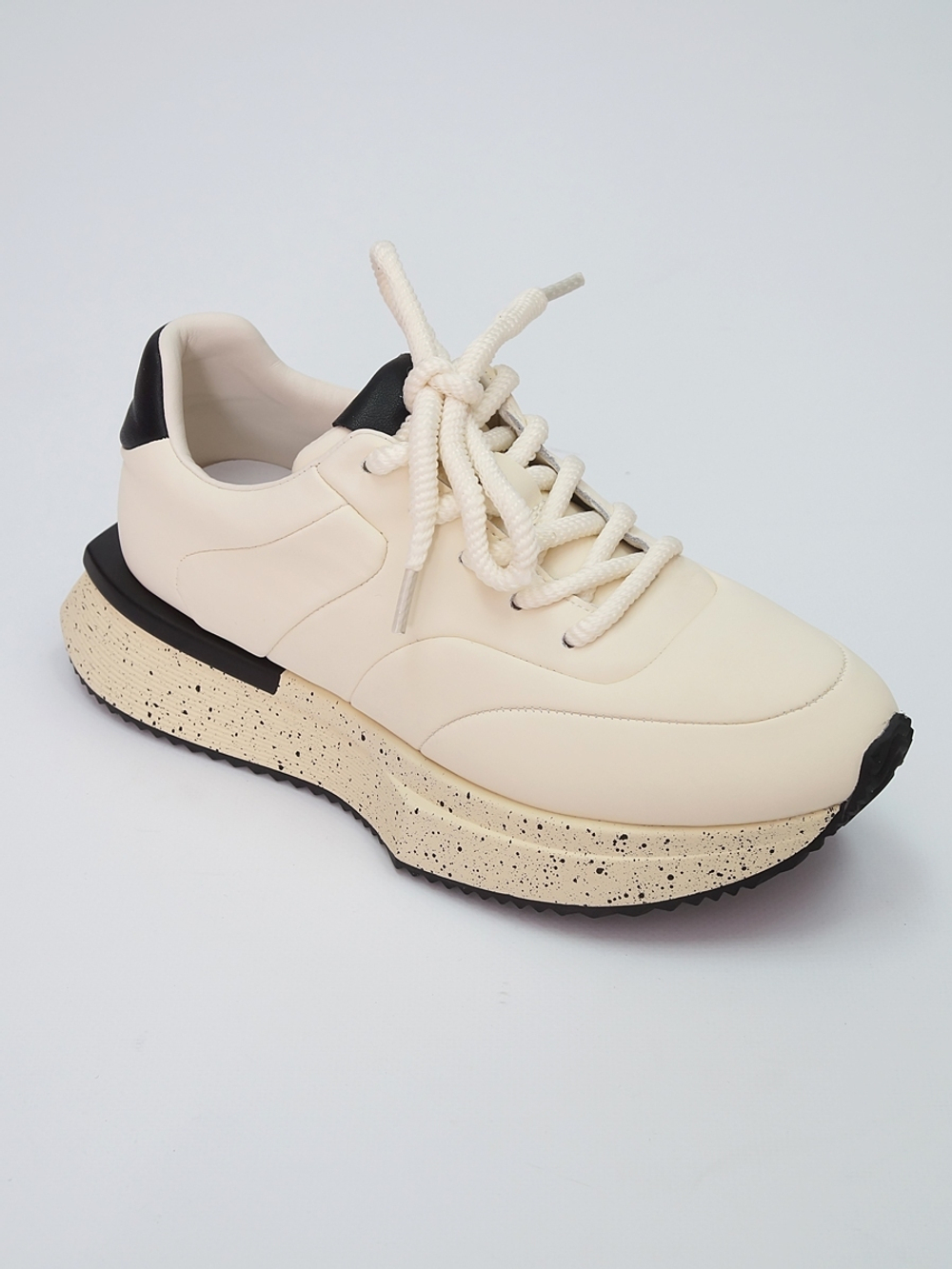 Кроссовки женские MALIN DEGELY A109-2