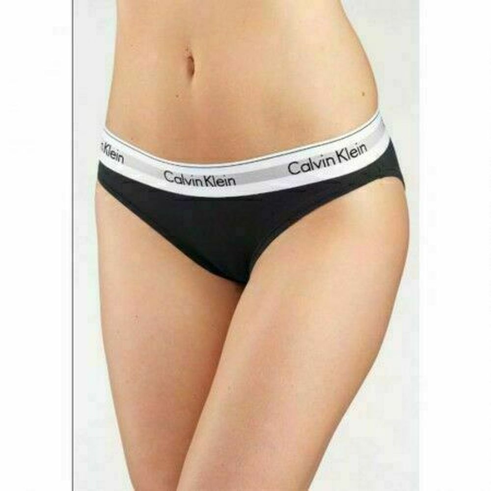 Женские брифы черные Calvin Klein Women Brief