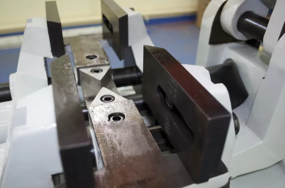 Маятниковая отрезная пила Stalex CS-350