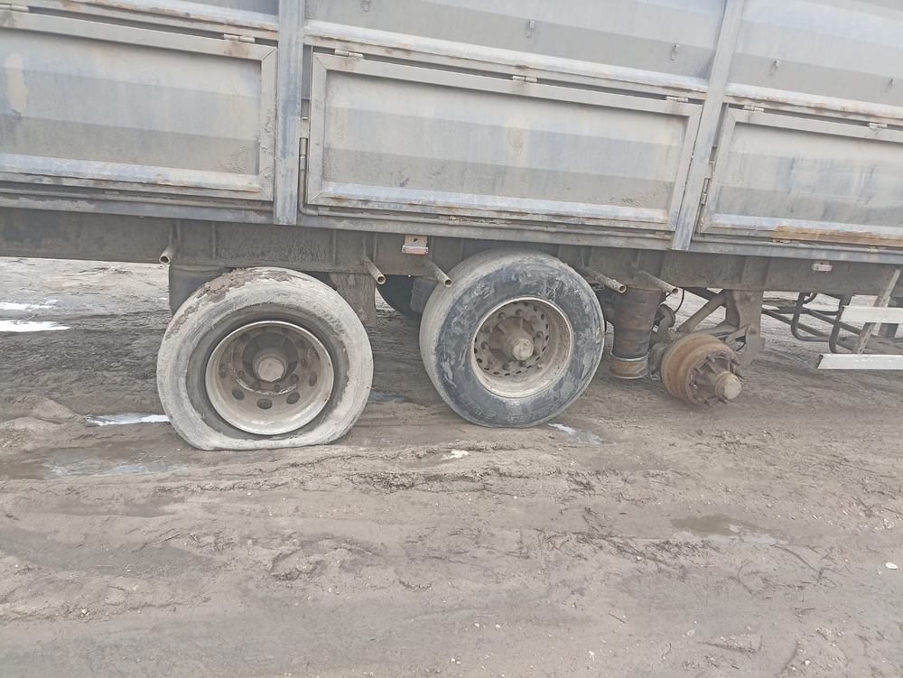 ТехноСтавПрицеп 9230 Полуприцеп зерновоз 9230