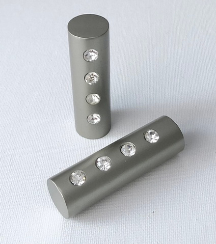 Наконечники кованых карнизов для штор d16 Аллюр, цвет хром матовый