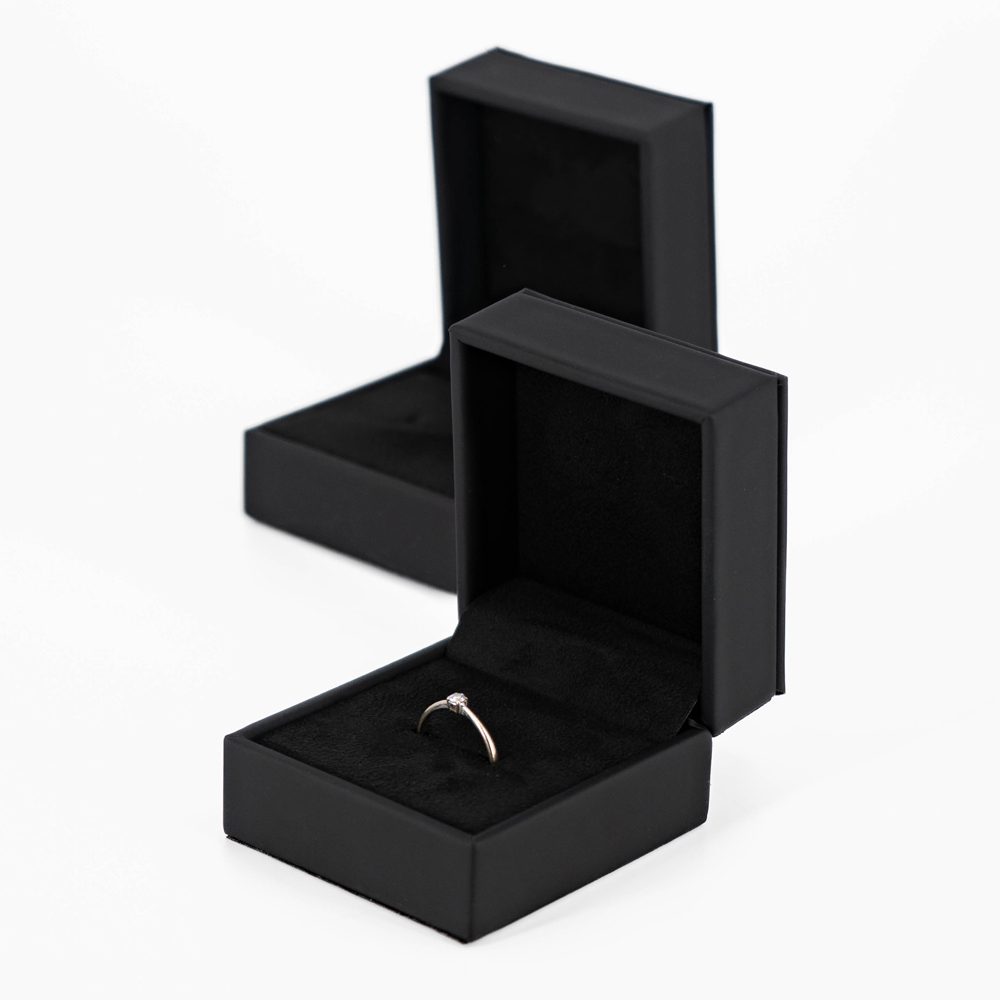 Футляр серии «Маэстро» с мягкой искусственной замшей внутри