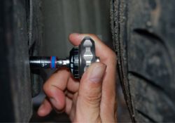 KING TONY (2745) Трещотка 1/4", бесшаговая, дисковый механизм, для вставок (бит)