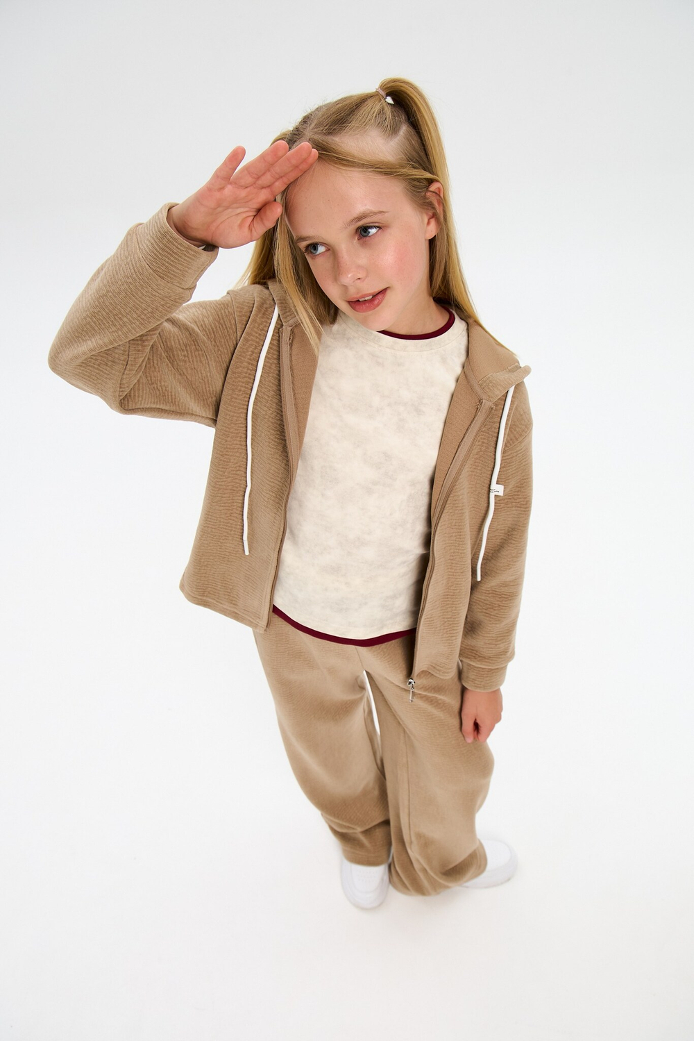 Толстовка дл/р д/д DELORAS 22760