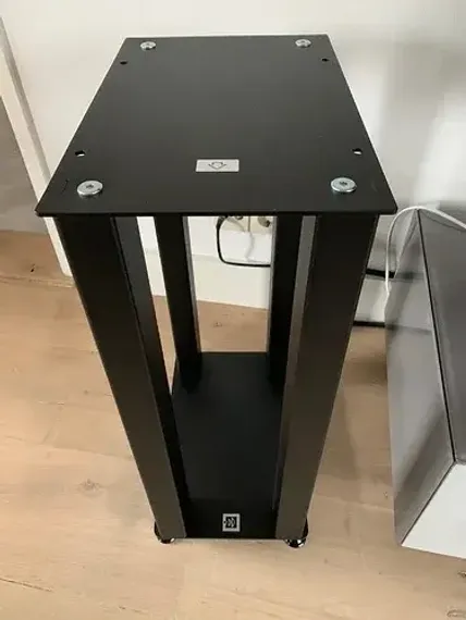 Dutch & Dutch 8c Speaker Stand