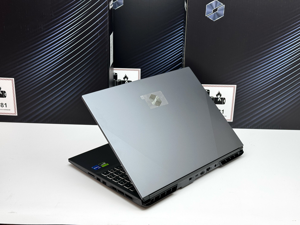 Новый ноутбук Mechrevo Intel Core i7-13700HX / RTX 4070 8GB / 16GB / 1TB / 2.5K / 240Hz / Win11 / RU-EN клавиатура