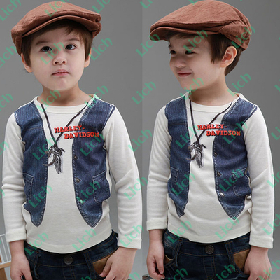 Лонгслив детский с контрастными принтами жилетки и подвески