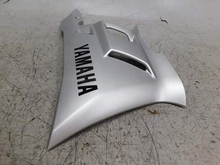 пластик нижний правый Yamaha YZF-R25 BS7-F8395