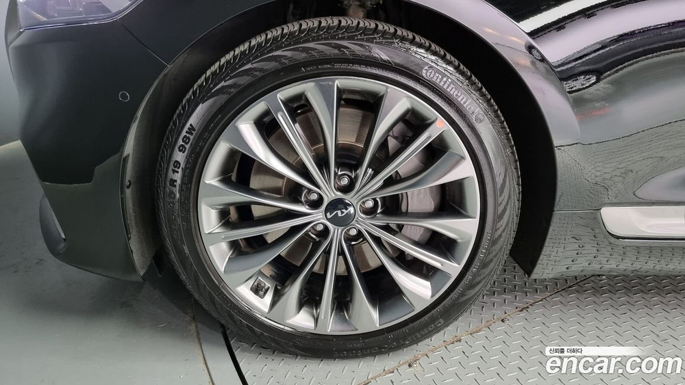 Kia The New K9 (Quoris/K900) 2 Generation 3.3 T-GDI AWD (01.2023)
