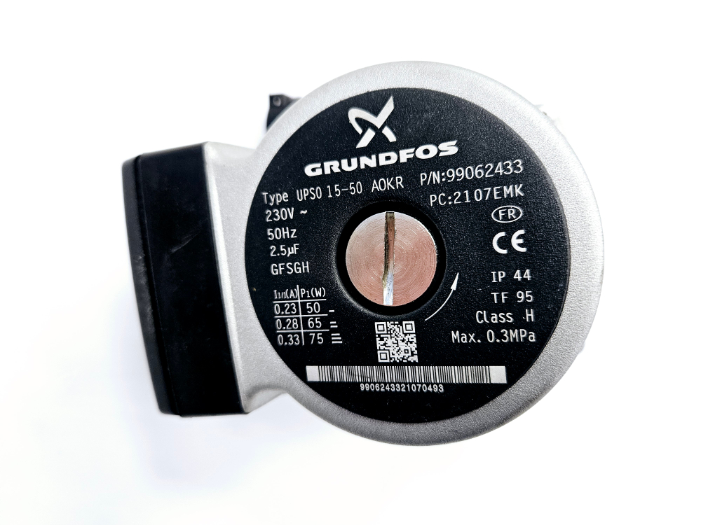 Циркуляционный насос (GRUNDFOS UPSO15-50) для BOSCH Gaz 4000W (24кВт) (арт. 87161431160)