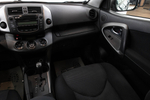 Toyota RAV4, 2011 год