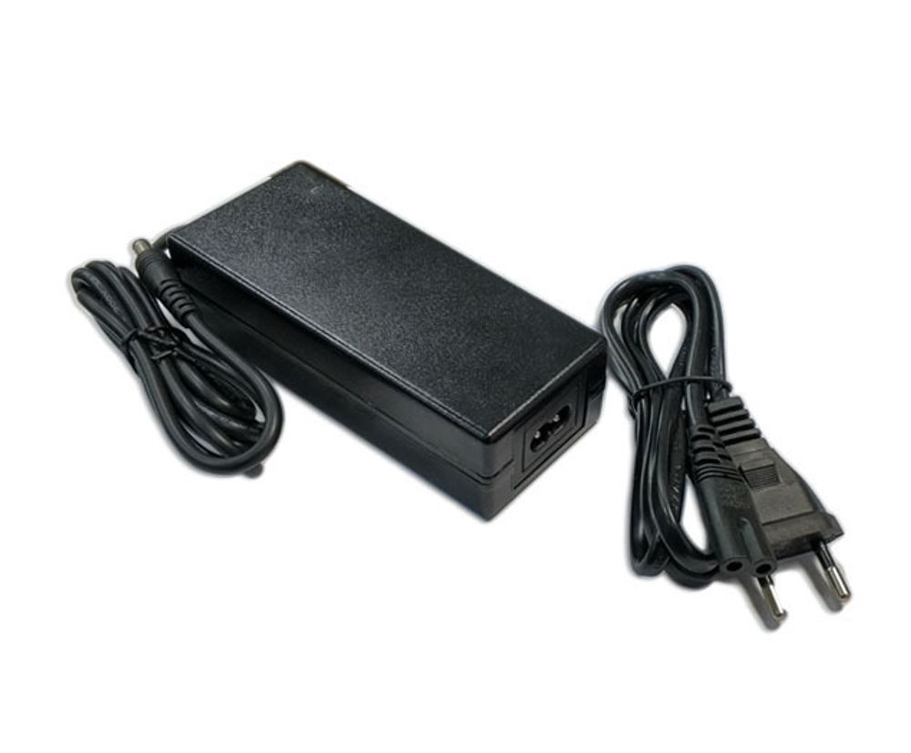 Сетевой адаптер 12V. 2А