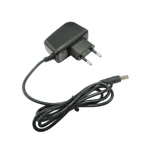 Блок питания 1.5А-220В/5В Штекер питания D=5.5мм для приставок