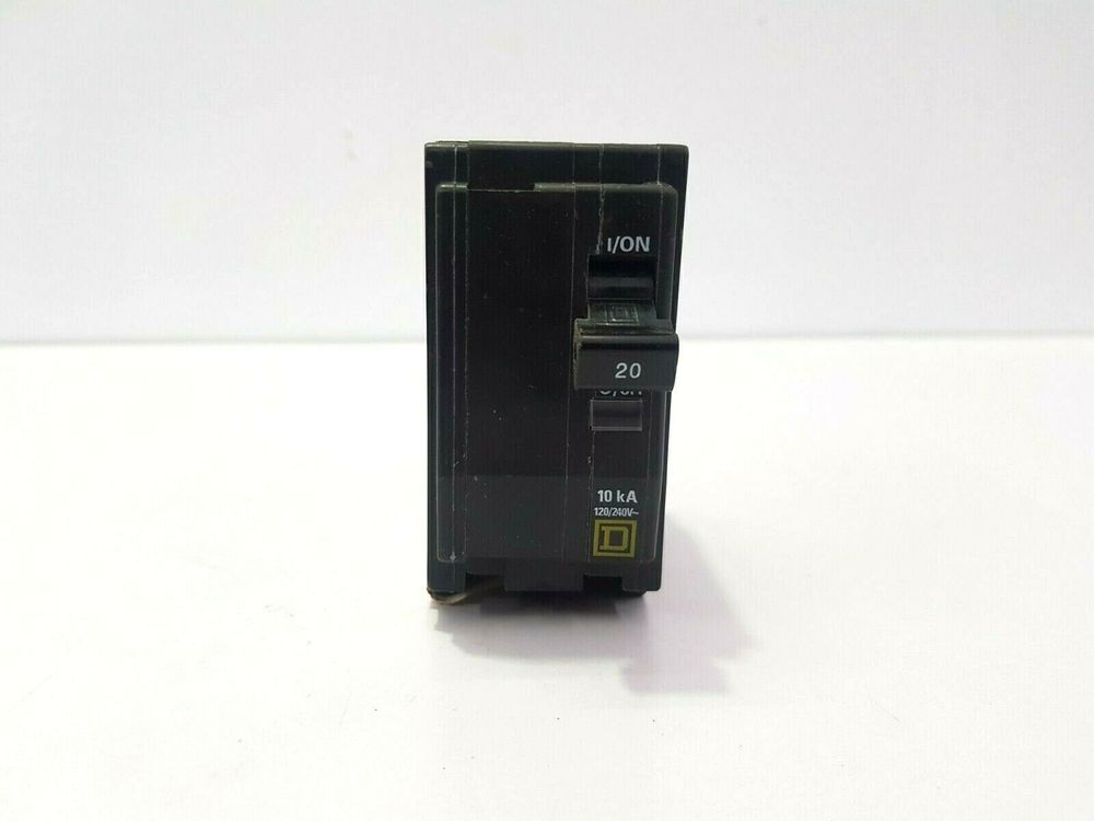 AD-8571