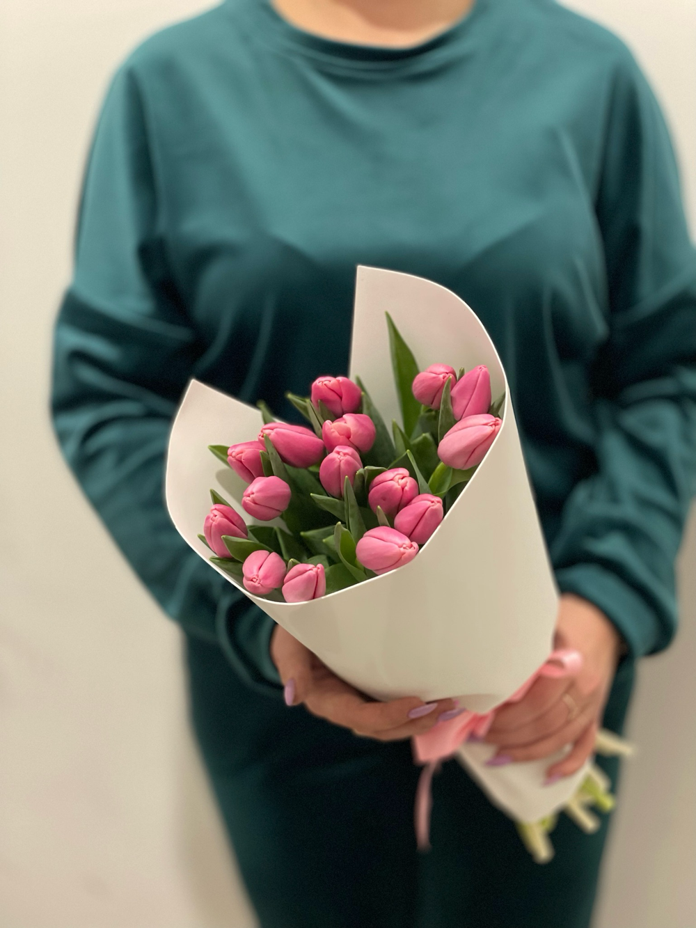 15 розовых тюльпанов