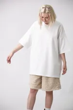 Футболка Choompu оверсайз с белым воротом белая