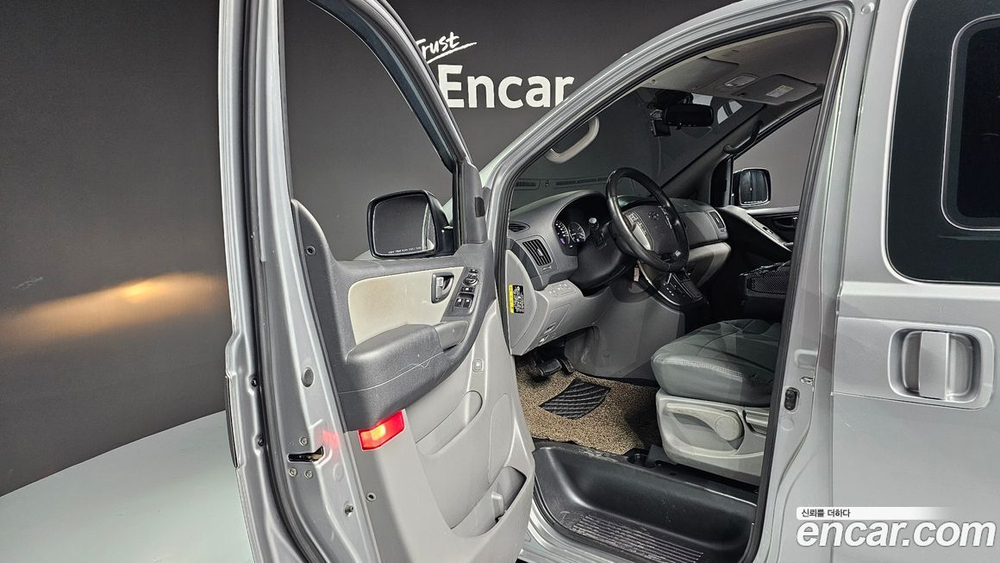 Hyundai The New Grand Starex Van 5인승 (08.2020)