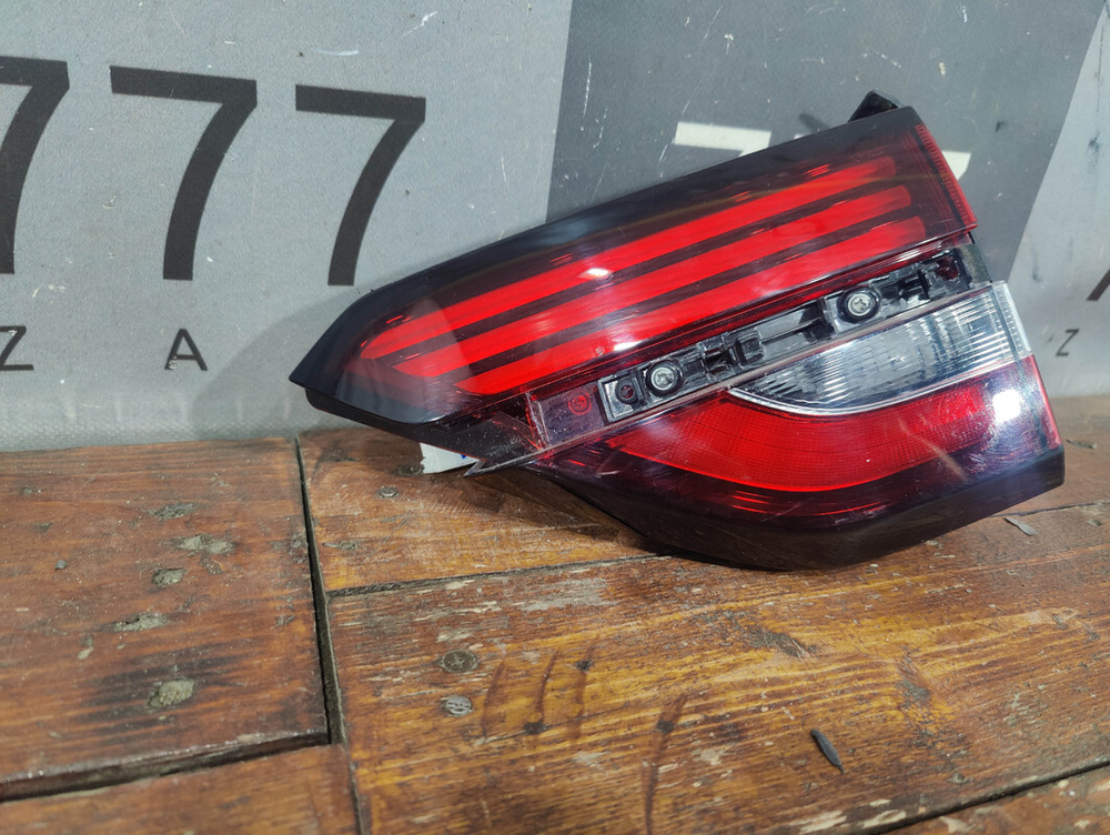 Фонарь задний правый Geely Coolray 20-нв Б/У Оригинал 6600003300