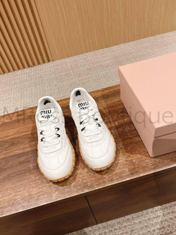 Кроссовки Miu Miu женские белые с рифленой подошвой