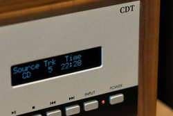 CD проигрыватель Leak CDT Walnut