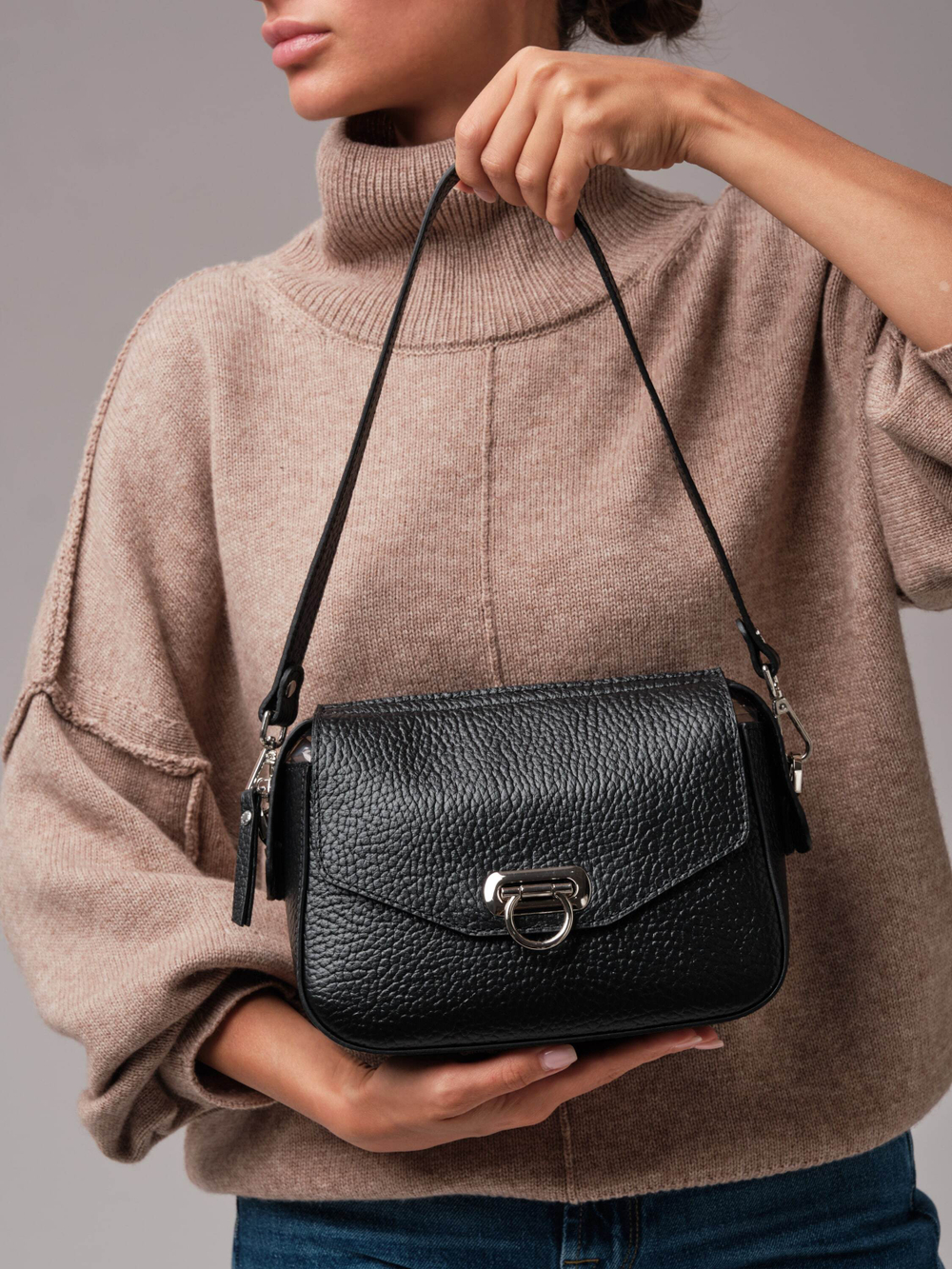 Женская сумка кросс-боди Azaro черный соло