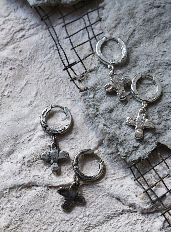 Серьга Cross Mini светлая - фото 3