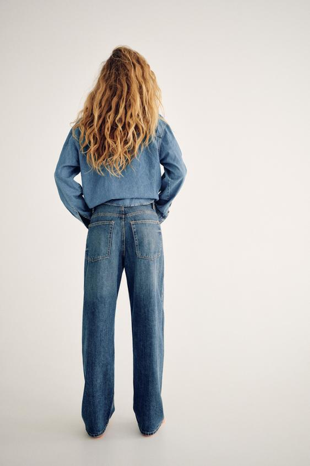 Adidas 82 zara store