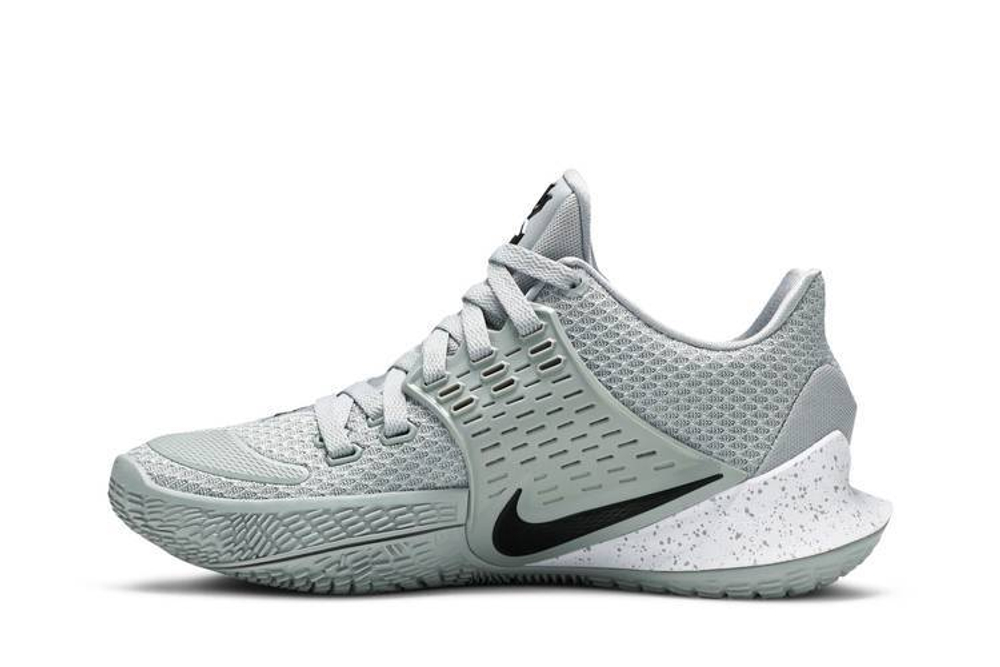Кроссовки Nike Kyrie Low 2 Tb