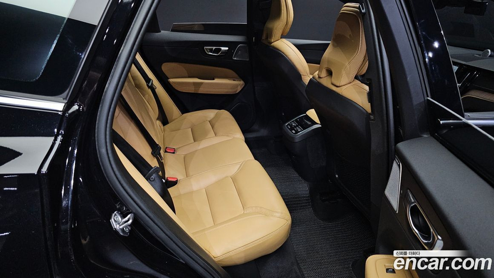 Volvo XC60 2 Generation B5 Inscription (12.2021)