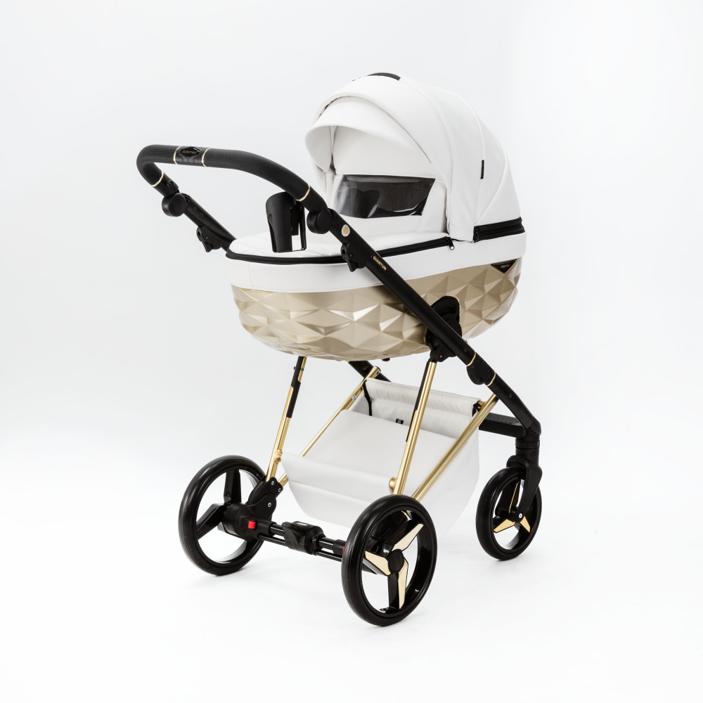 Детская универсальная коляска Adamex Quantum Star Deluxe Q-STAR104 (2в1) Белая экокожа,  золото