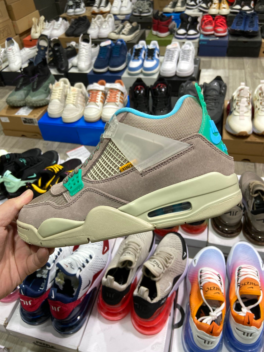 Купить Nike Air Jordan в Москве