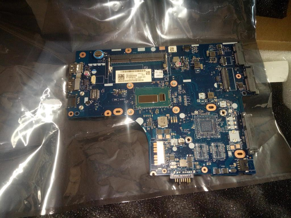 Материнская плата для ноутбука Lenovo ideaPad S410/S40-70/M30-70 ZIUS6 i3-4010 UMA (90003272), оригинал