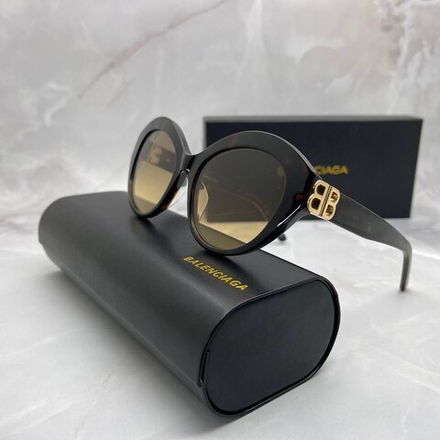 Солнцезащитные очки Balenciaga