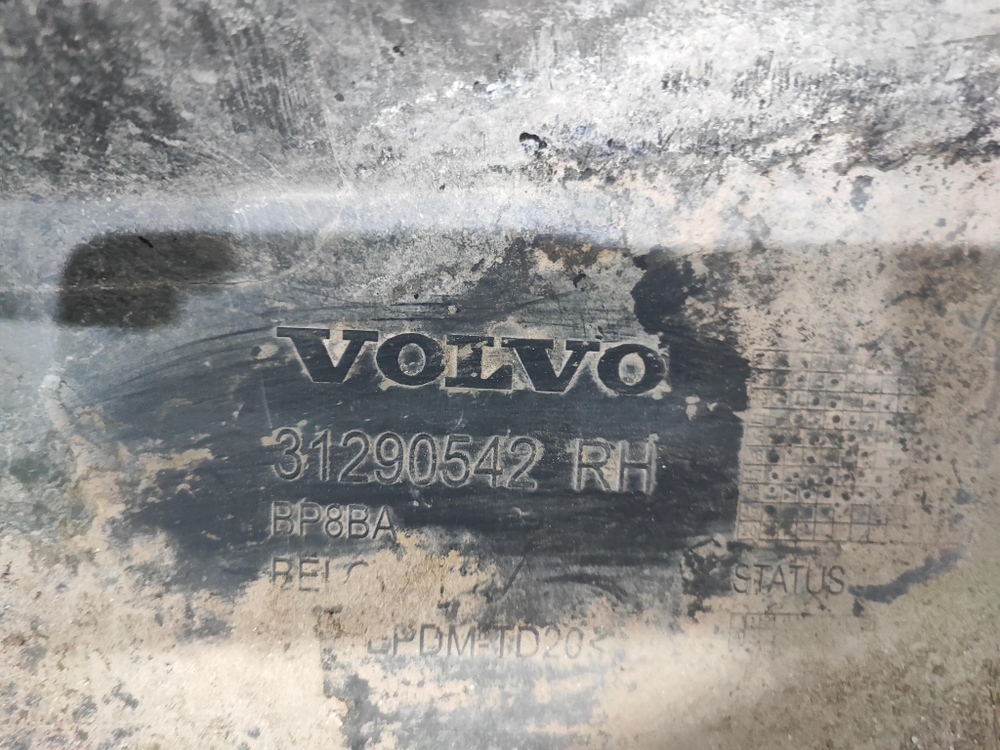 Накладка порога правого Volvo V40 Cross Country 12-16 Б/У Оригинал 31290542