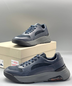 Кроссовки Santoni