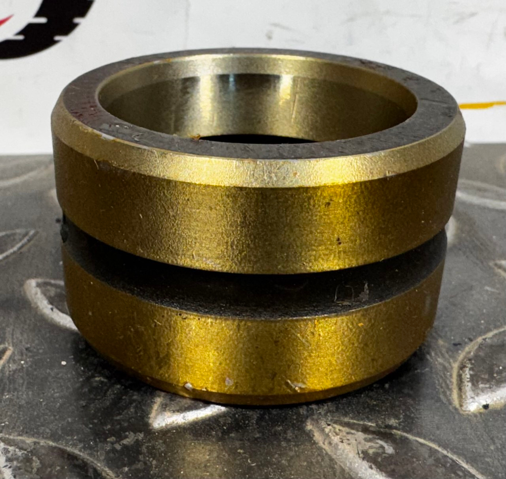 Втулка 7K-9592